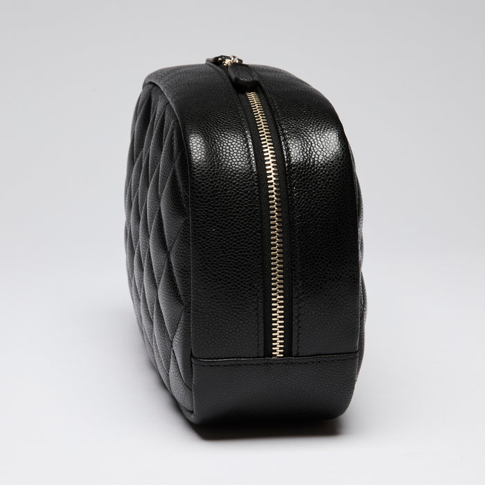 Pre-Loved Chanel ™ Black Grained Leather Cosmetic Pouch