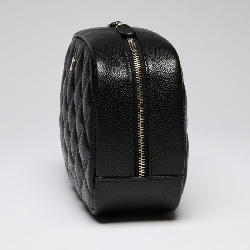Pre-Loved Chanel ™ Black Grained Leather Cosmetic Pouch