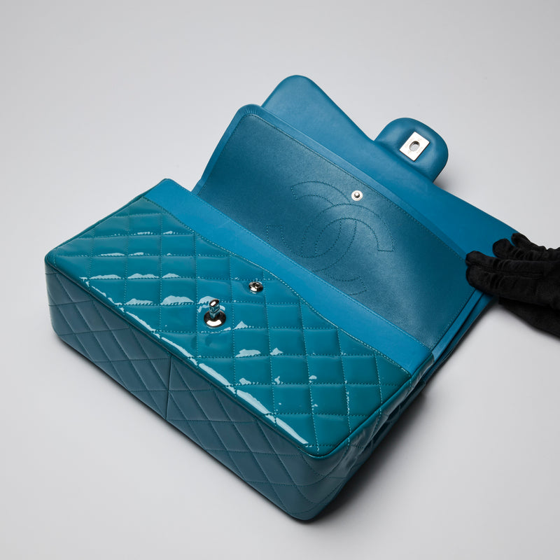 Pre-Loved Chanel ™ Blue Patent Leather Large Double Flap Bag