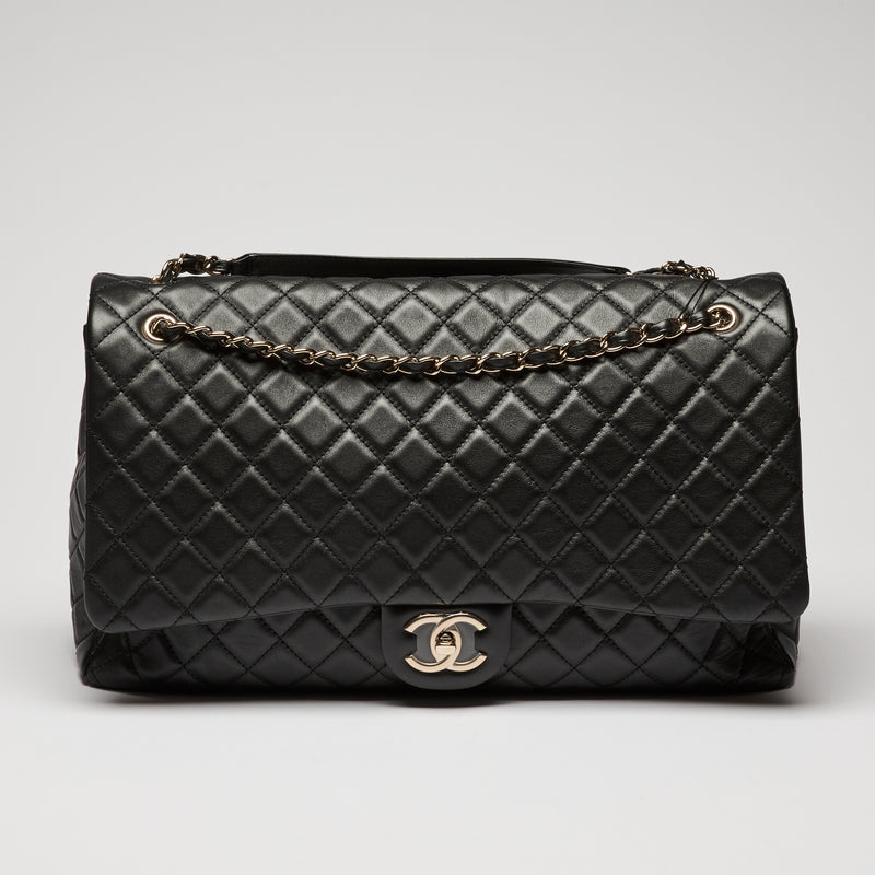 Pre-Loved Chanel™ Black Grained Leather XXL Flap Bag