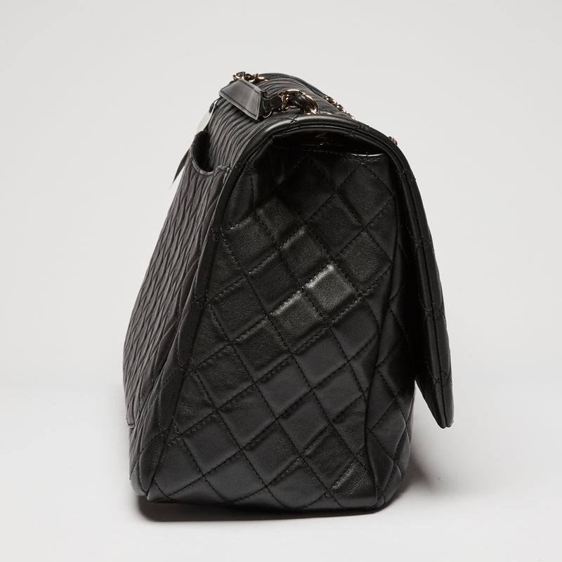 Pre-Loved Chanel™ Black Grained Leather XXL Flap Bag