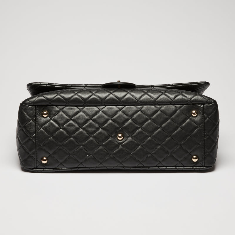 Pre-Loved Chanel™ Black Grained Leather XXL Flap Bag