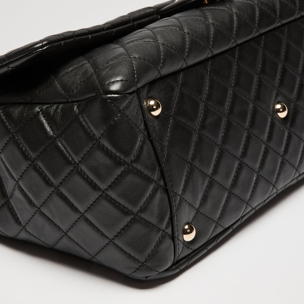 Pre-Loved Chanel™ Black Grained Leather XXL Flap Bag