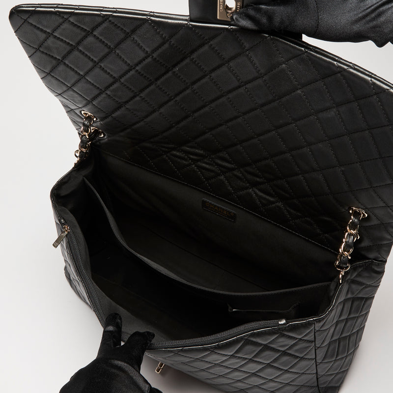 Pre-Loved Chanel™ Black Grained Leather XXL Flap Bag