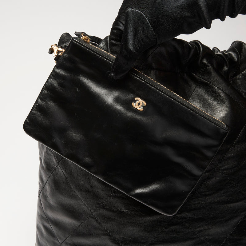 Pre-Loved Chanel™ Black Grained Leather 22 Large Shoulder Bag