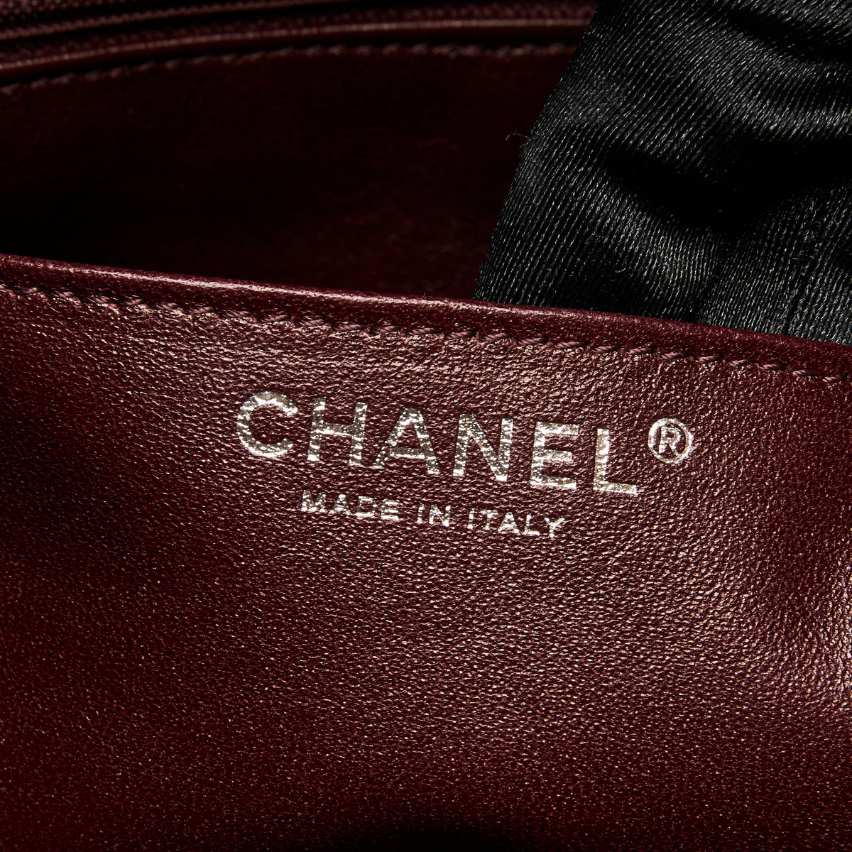 Pre-Loved Chanel ™ Burgundy Patent Jumbo Quilted Leather Single Flap Bag
