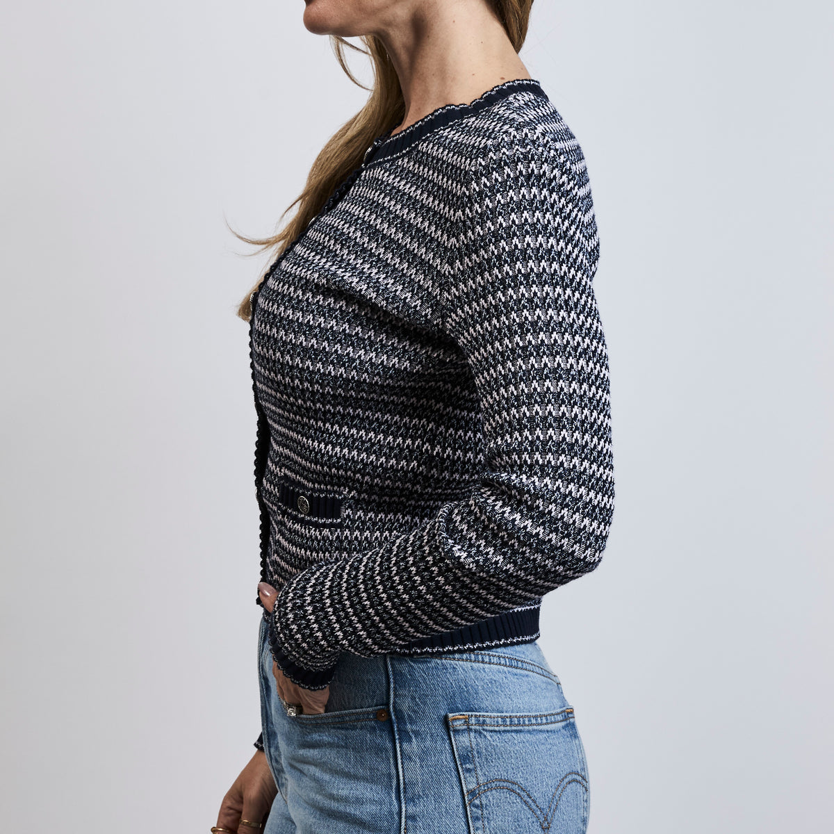 Pre-Loved Chanel ™ Grey Woven Knit Button Up Sweater Size 38