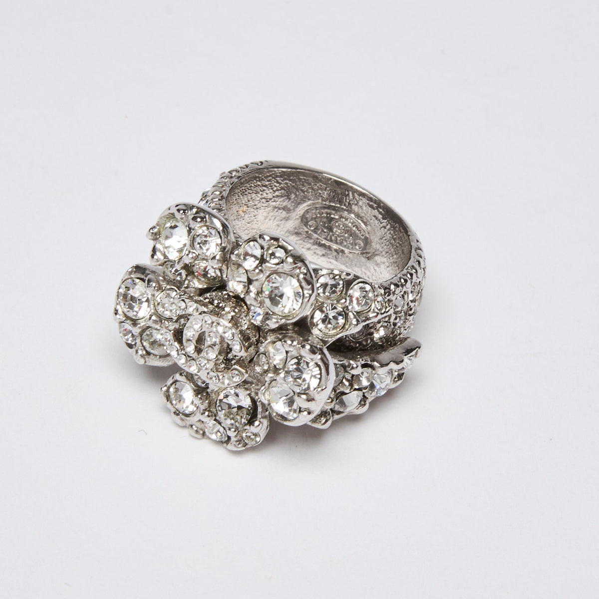 Pre-Loved™ Chanel Camelia Flower Strass Silver and Rinestone Ring