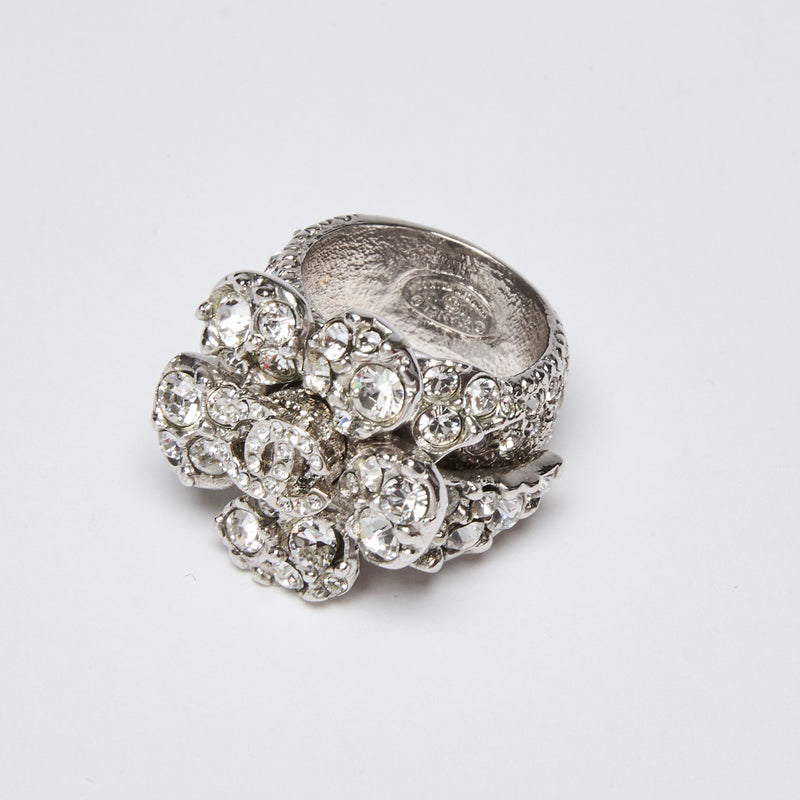 Pre-Loved™ Chanel Camelia Flower Strass Silver and Rinestone Ring