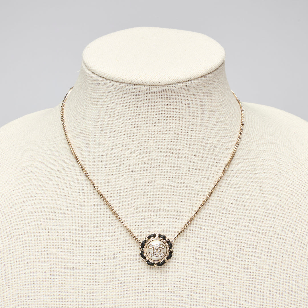 Pre-Loved Chanel™ Gold Tone Interlocking Leather Logo Pendant Necklace