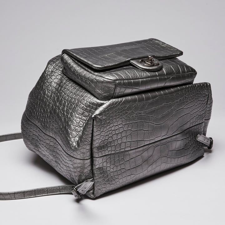 Pre-Loved Chanel™ Silver Croc Embossed Leather Backpack with Metallic Finish