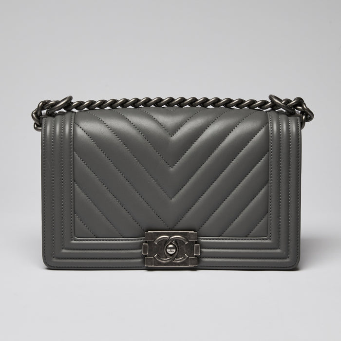Pre-Loved Chanel ™ Grey Lambskin Boy Bag