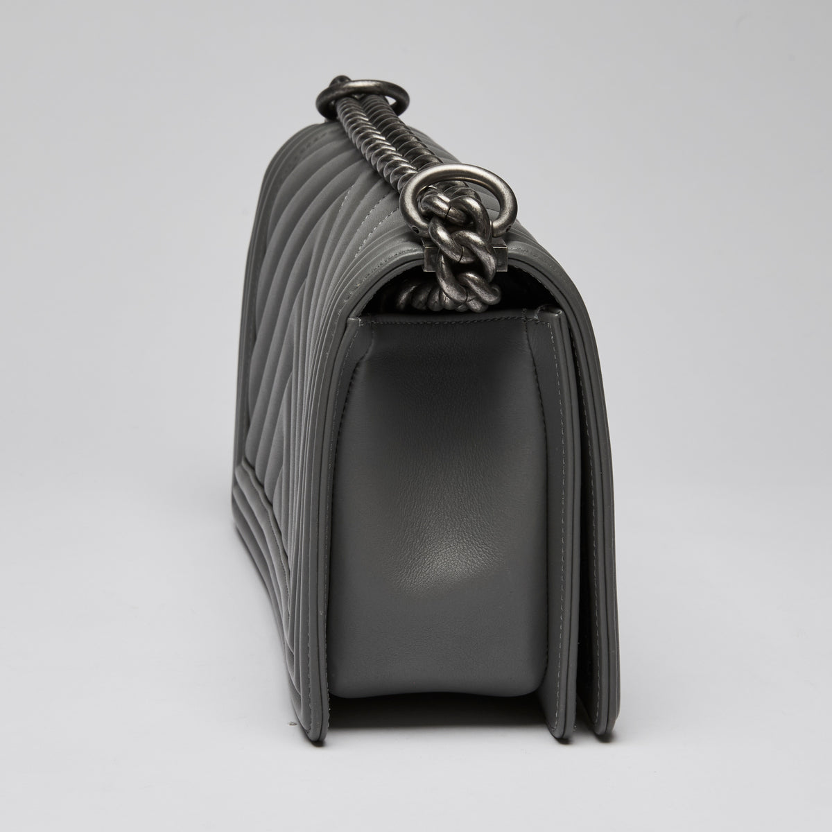 Pre-Loved Chanel ™ Grey Lambskin Boy Bag