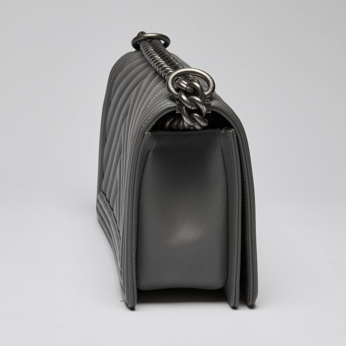 Pre-Loved Chanel ™ Grey Lambskin Boy Bag