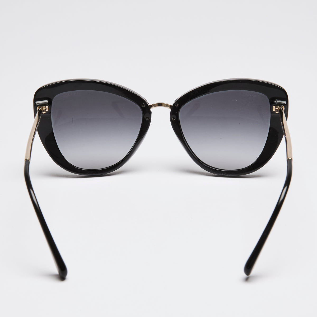 Pre-Loved Chanel ™ Black and Gold Cat-Eye Sunglasses