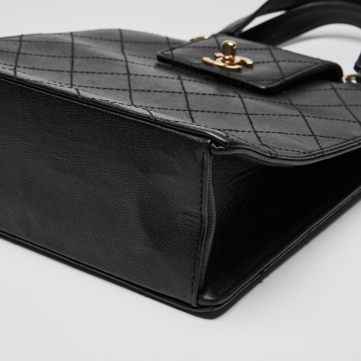 Pre-Loved Chanel™ Black Grained Leather Vintage North South Tote Bag