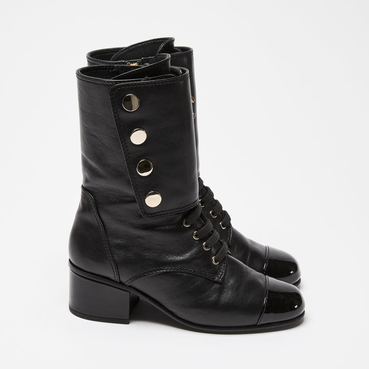 Pre-Loved Chanel™ Black Calf Leather Logo Zipped Combat Boots Size 36C