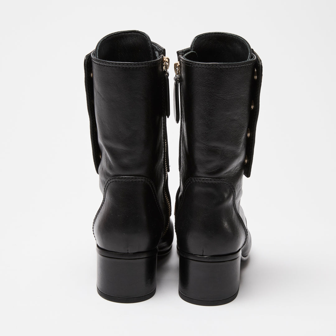 Pre-Loved Chanel™ Black Calf Leather Logo Zipped Combat Boots Size 36C