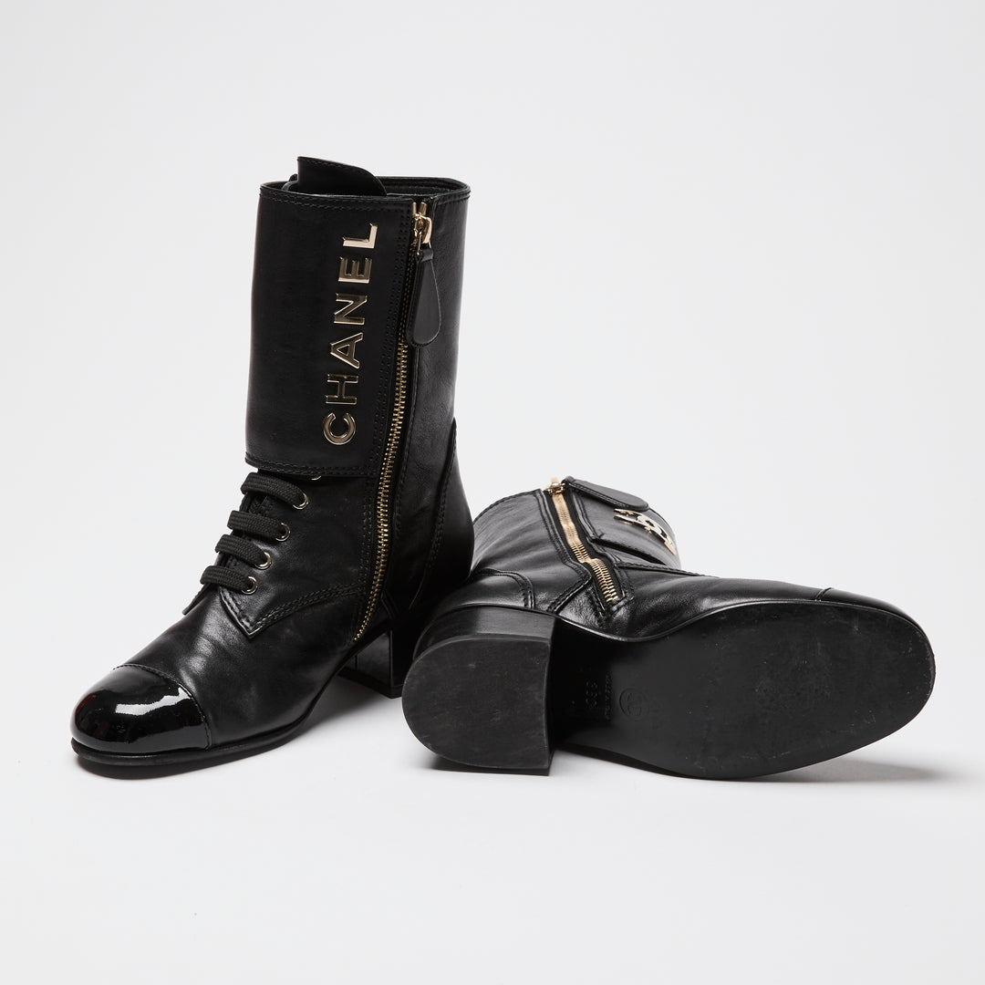 Pre-Loved Chanel™ Black Calf Leather Logo Zipped Combat Boots Size 36C
