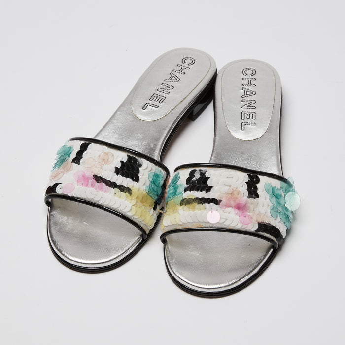 Pre-Loved Chanel™ Metallic Silver Multicolour Sequin Sandals Size 38