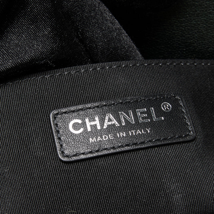 Pre-Loved Chanel™ Metallic Green Iridescent Calfskin Leather Medium Boy Bag