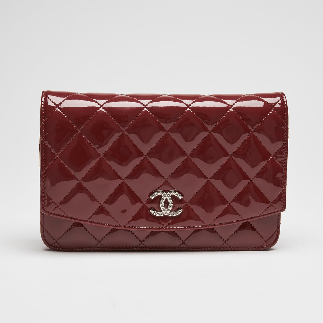 Pre-Loved Chanel™ Red Patent Leather Wallet on Chain
