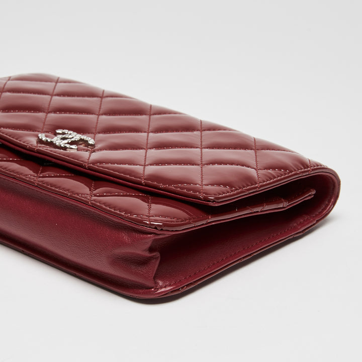Pre-Loved Chanel™ Red Patent Leather Wallet on Chain