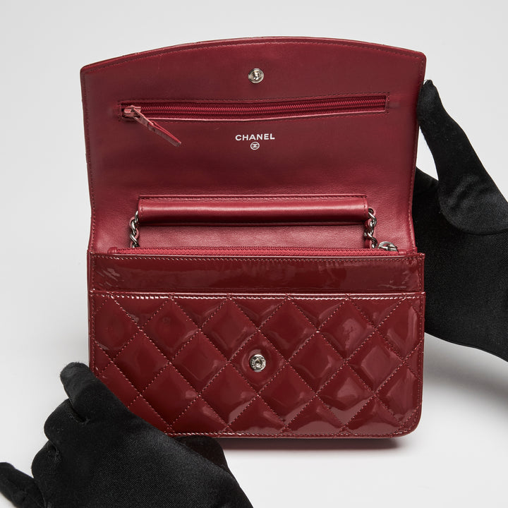 Pre-Loved Chanel™ Red Patent Leather Wallet on Chain
