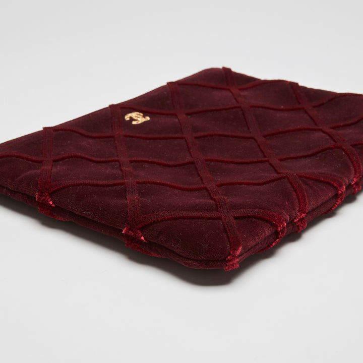 Pre-Loved Chanel™ Burgundy Velvet Quilted Clutch