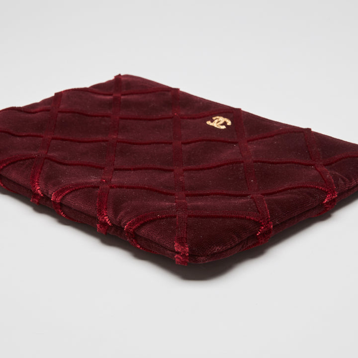 Pre-Loved Chanel™ Burgundy Velvet Quilted Clutch
