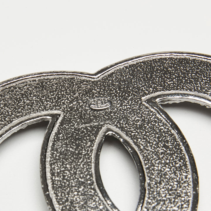 Pre-Loved Chanel™ Silver-Tone Interlocking Logo Brooch