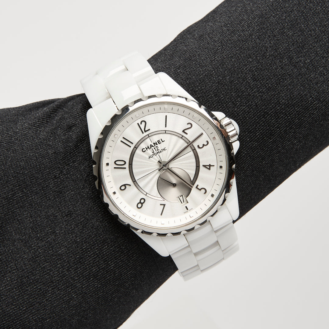 Pre-Loved Chanel™ White Ceramic & Stainless Steel J12 Watch 36.5mm