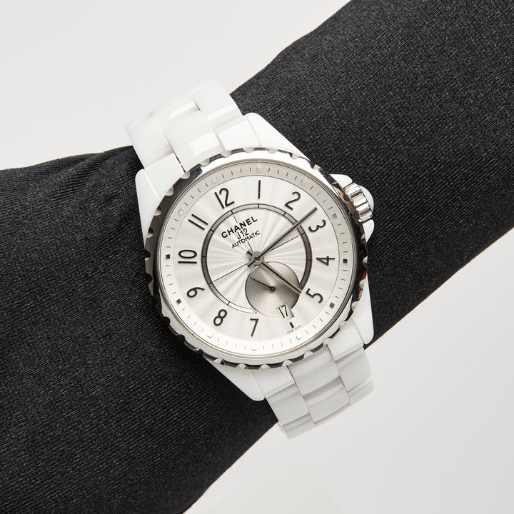 Pre-Loved Chanel™ White Ceramic & Stainless Steel J12 Watch 36.5mm