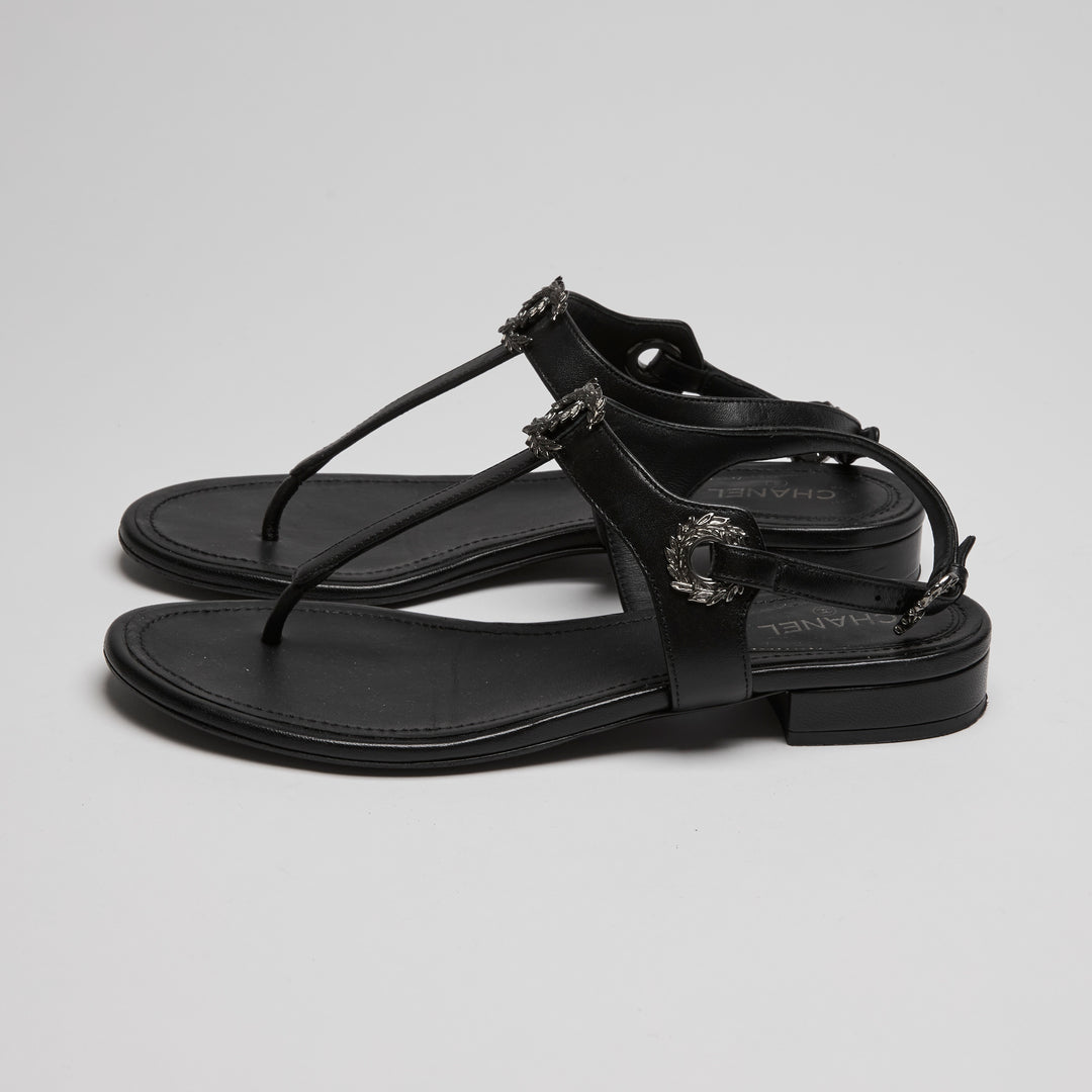 Pre-Loved Chanel™ Black Calf Leather Sandals with Floral Detail Size 38