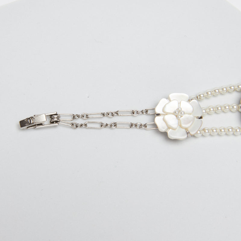 Excellent Pre-Loved Mother of Pearl 3 Camellia Bracelet with Glass Pearls.(clasp)