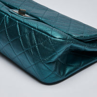 Excellent Pre-Loved Teal Metallic Leather Large Double Flap Bag with Ruthenium Bijou Chain and Turn Lock.(corner)