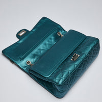 Excellent Pre-Loved Teal Metallic Leather Large Double Flap Bag with Ruthenium Bijou Chain and Turn Lock. (flap)
