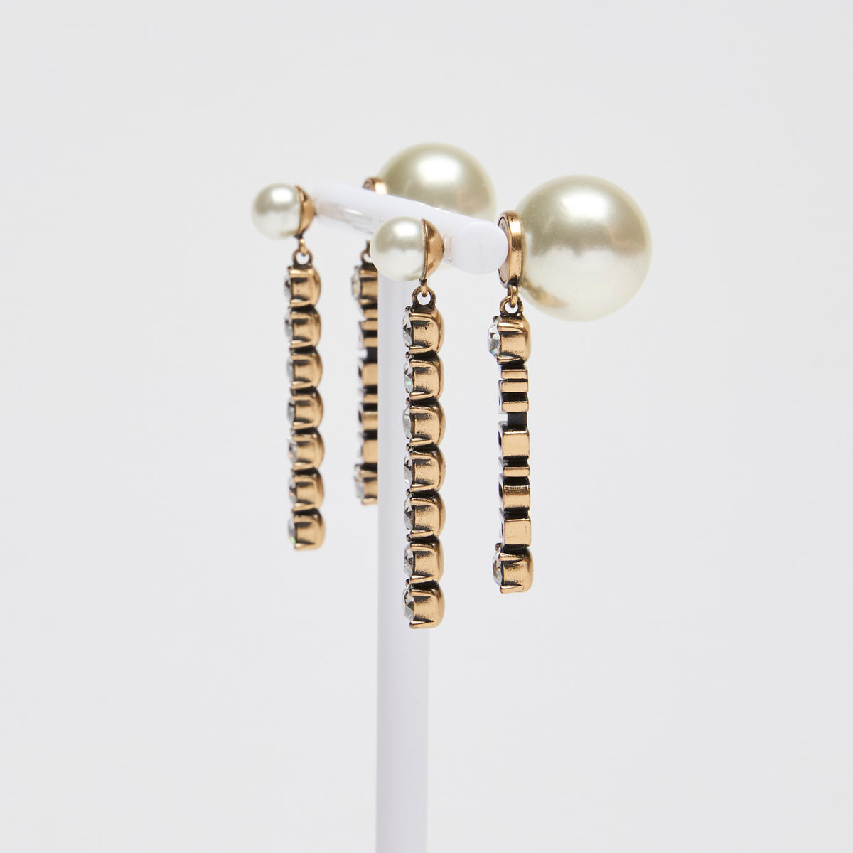 Dior J'Adior Crystal Drop Faux Pearl Earrings – Luxury Finds Consignment