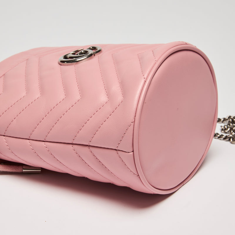 Gucci Pink Grained Leather Chevron Bucket Bag