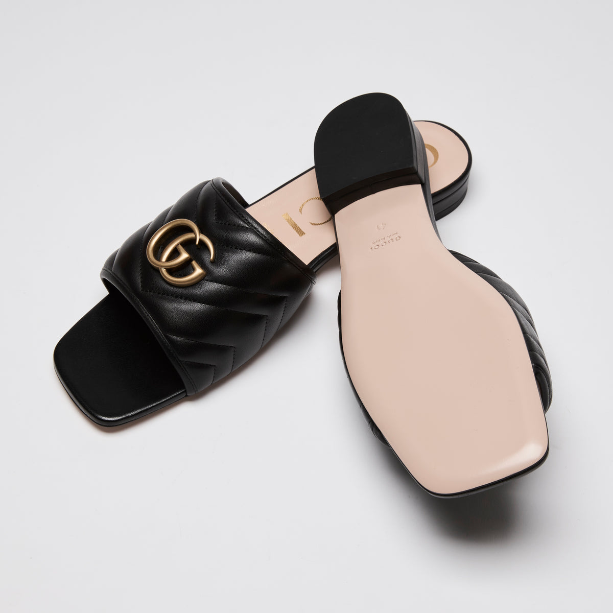 Gucci Black Quilted Chevron Nappa Leather GG Marmont Sandals Size 41