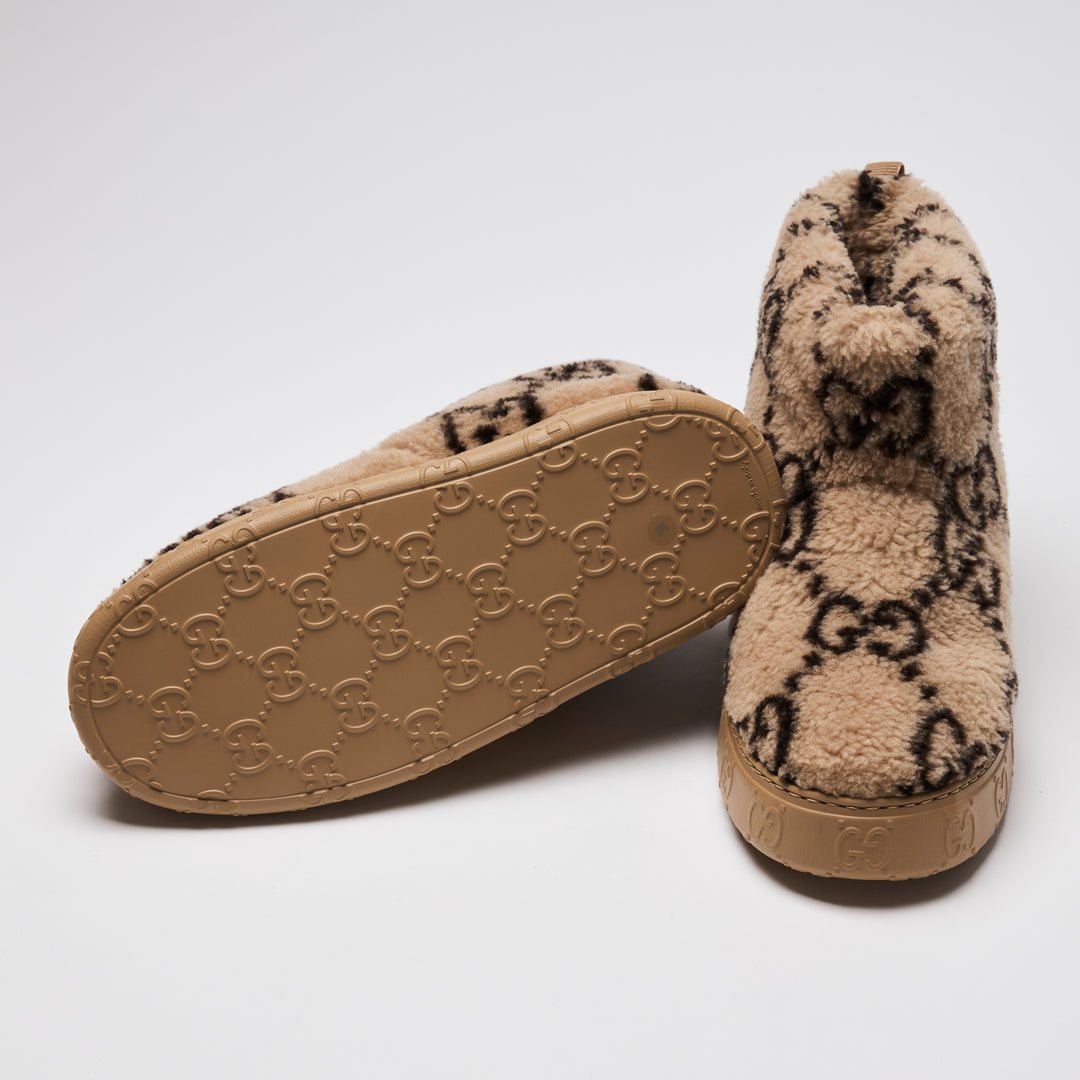 Gucci Beige Shearling GG Print Platform Ankle Boots Size 38