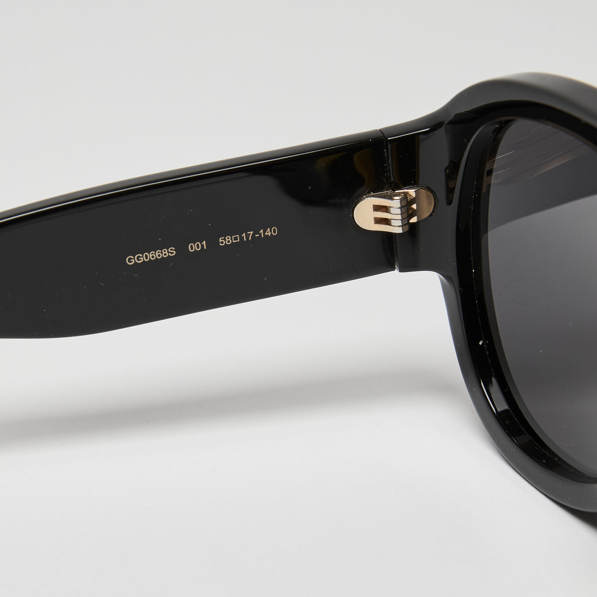 Gucci Black Aviator Sunglasses