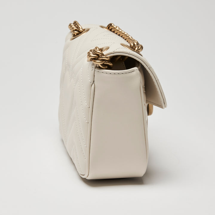 Gucci White Calfskin Leather Small GG Marmont Chain Flap Bag