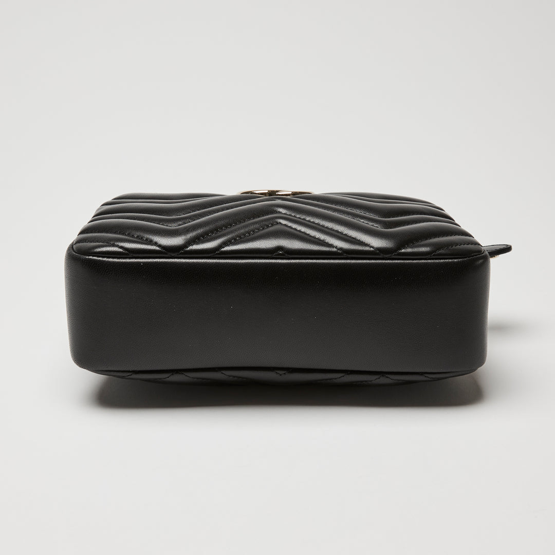 Gucci Black Matelassé Chevron Leather GG Marmont Small Camera Bag