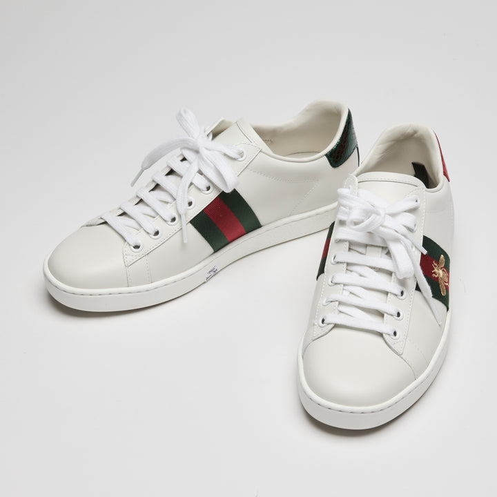 Gucci White Calf Leather Ace Bee Motif Sneakers Size 37