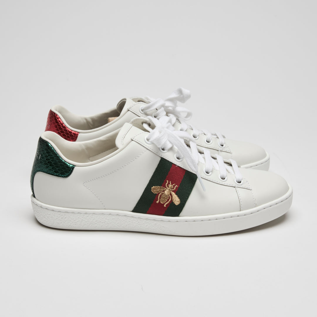 Gucci White Calf Leather Ace Bee Motif Sneakers Size 37