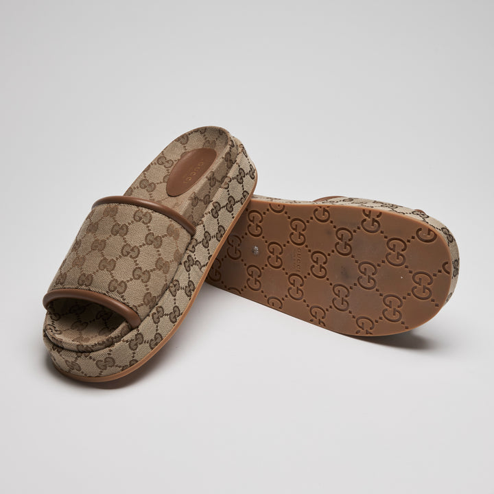 Gucci Beige Maxi GG Canvas Platform Slides Size 40.5