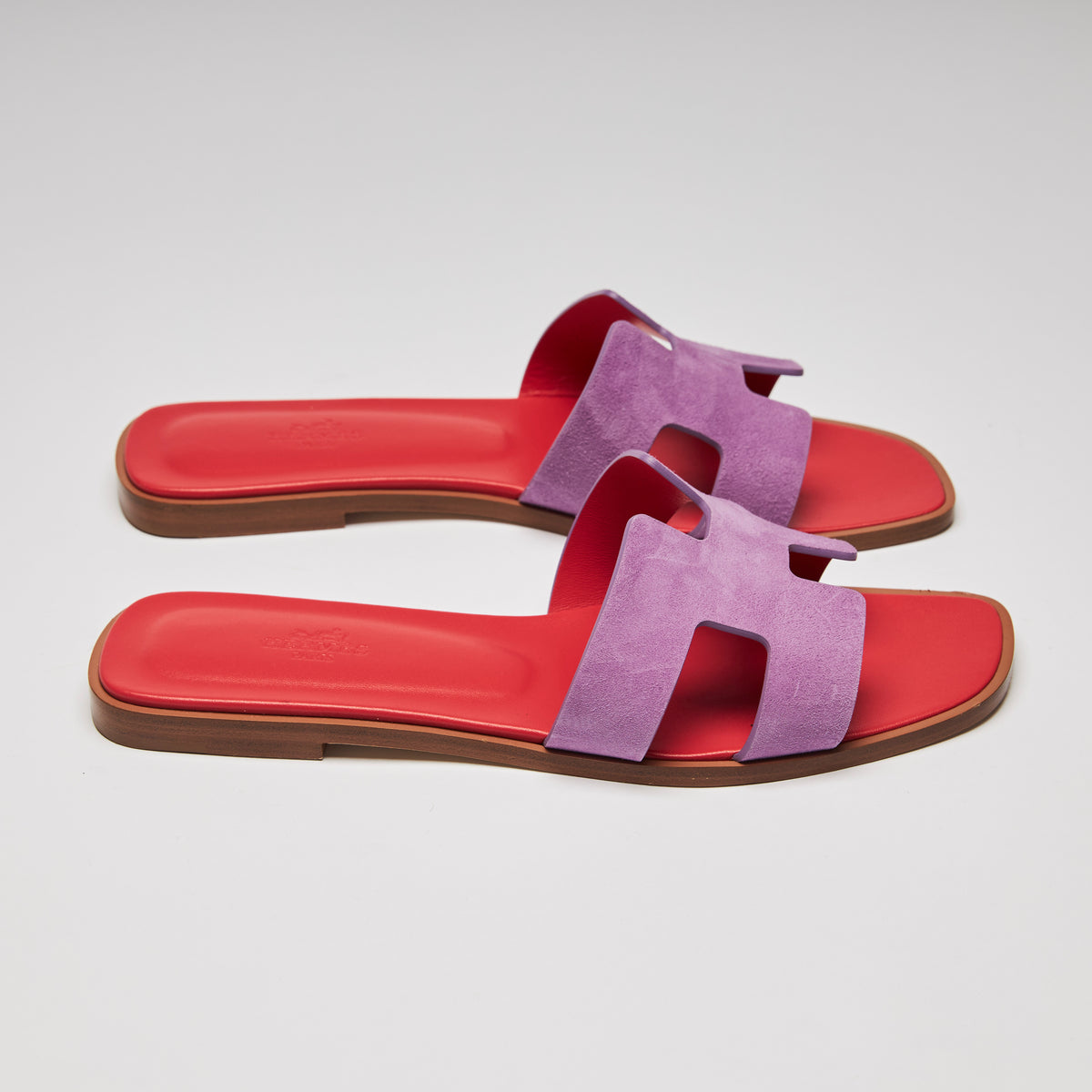 Hermes Violet Suede Flat Oran Sandal (side)