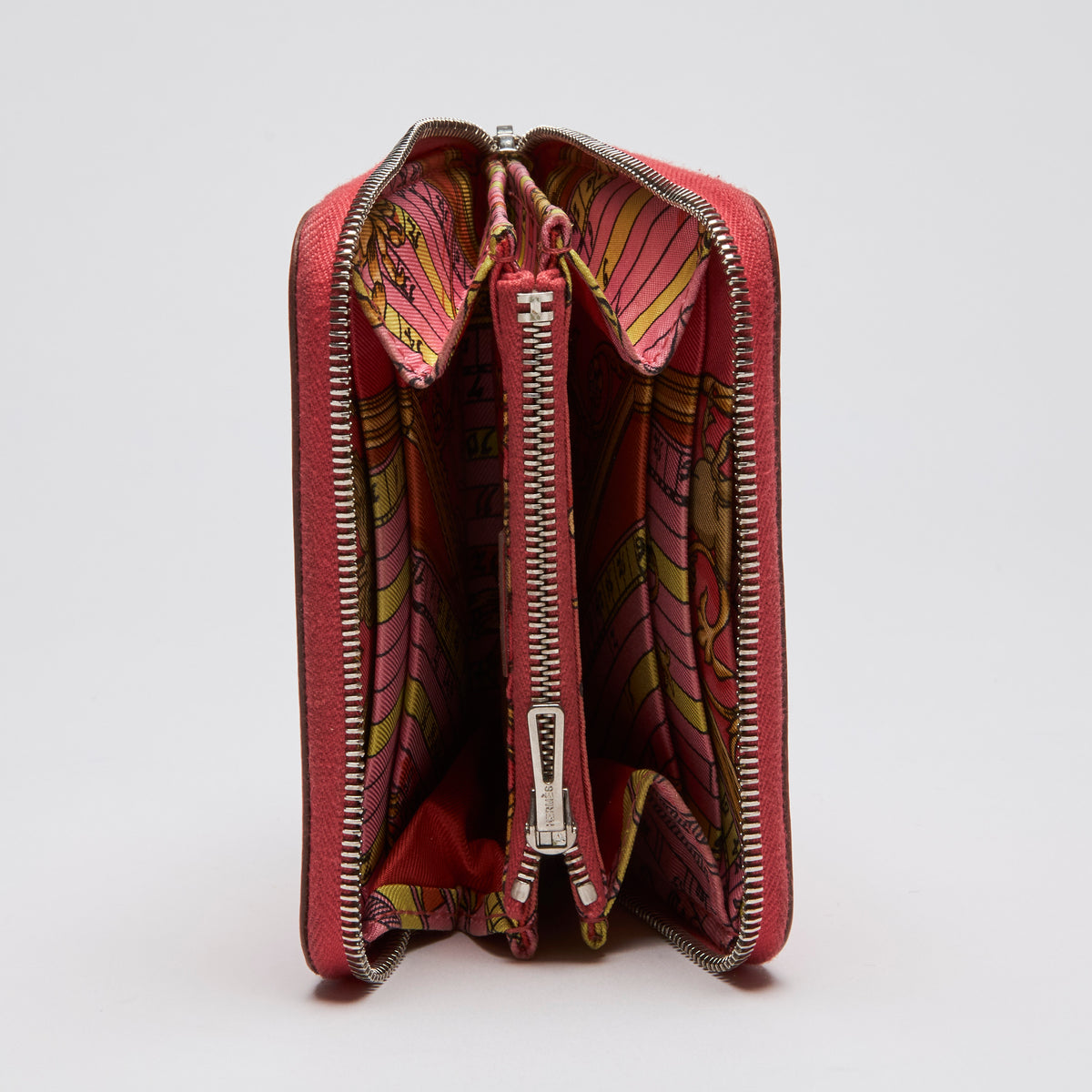 Pre-Loved Hermes Coral Zip Around Coing and Card Pouch (Interior)