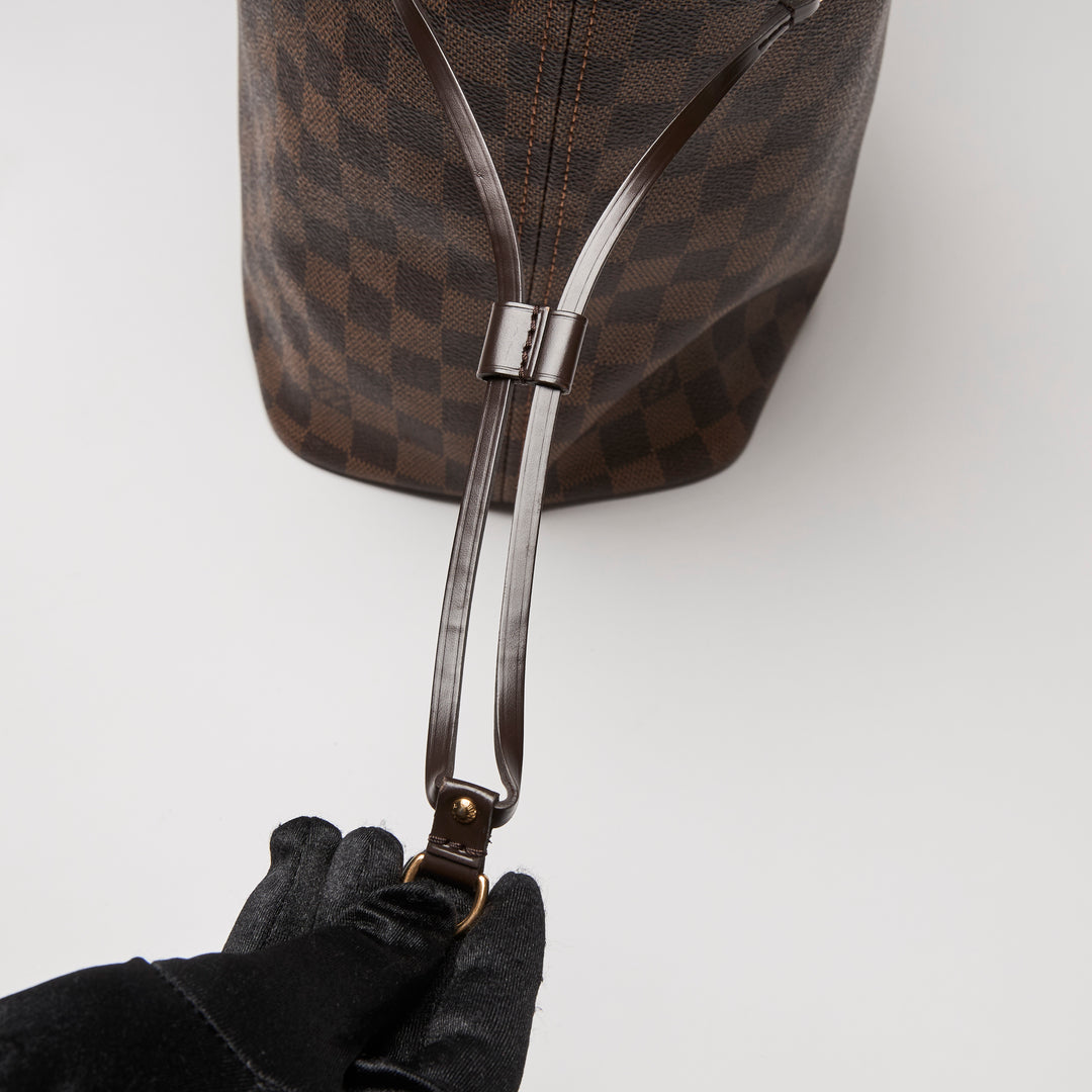 Louis Vuitton Damier Ebene Neverfull MM Handbag